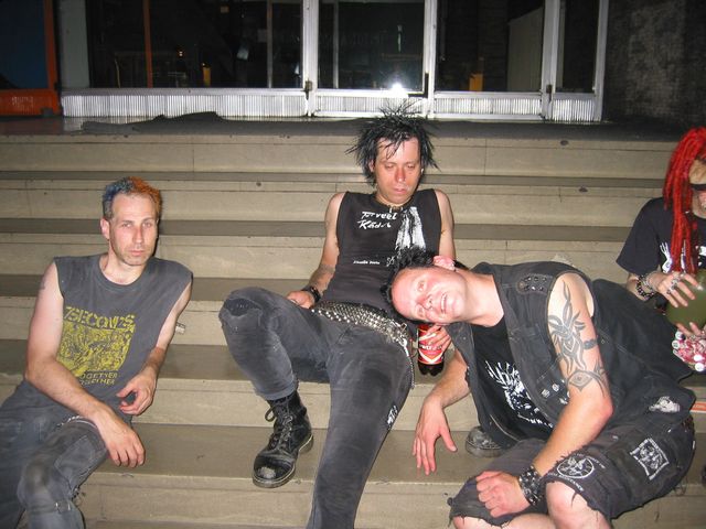 20040704_0043.jpg - click for next picture